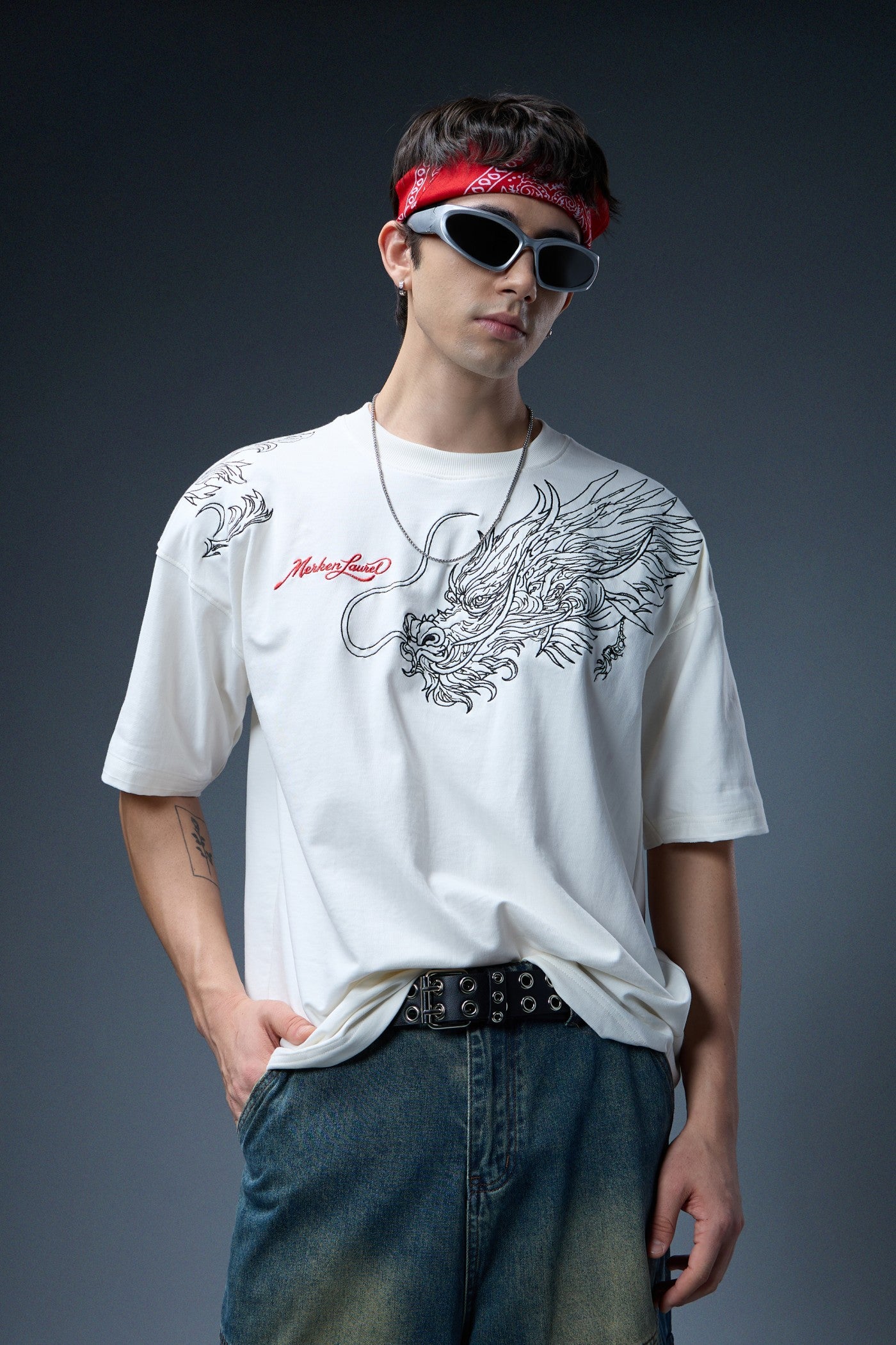 CLASSIC DRAGON EMBROIDERED OVERSIZED T-SHIRT
