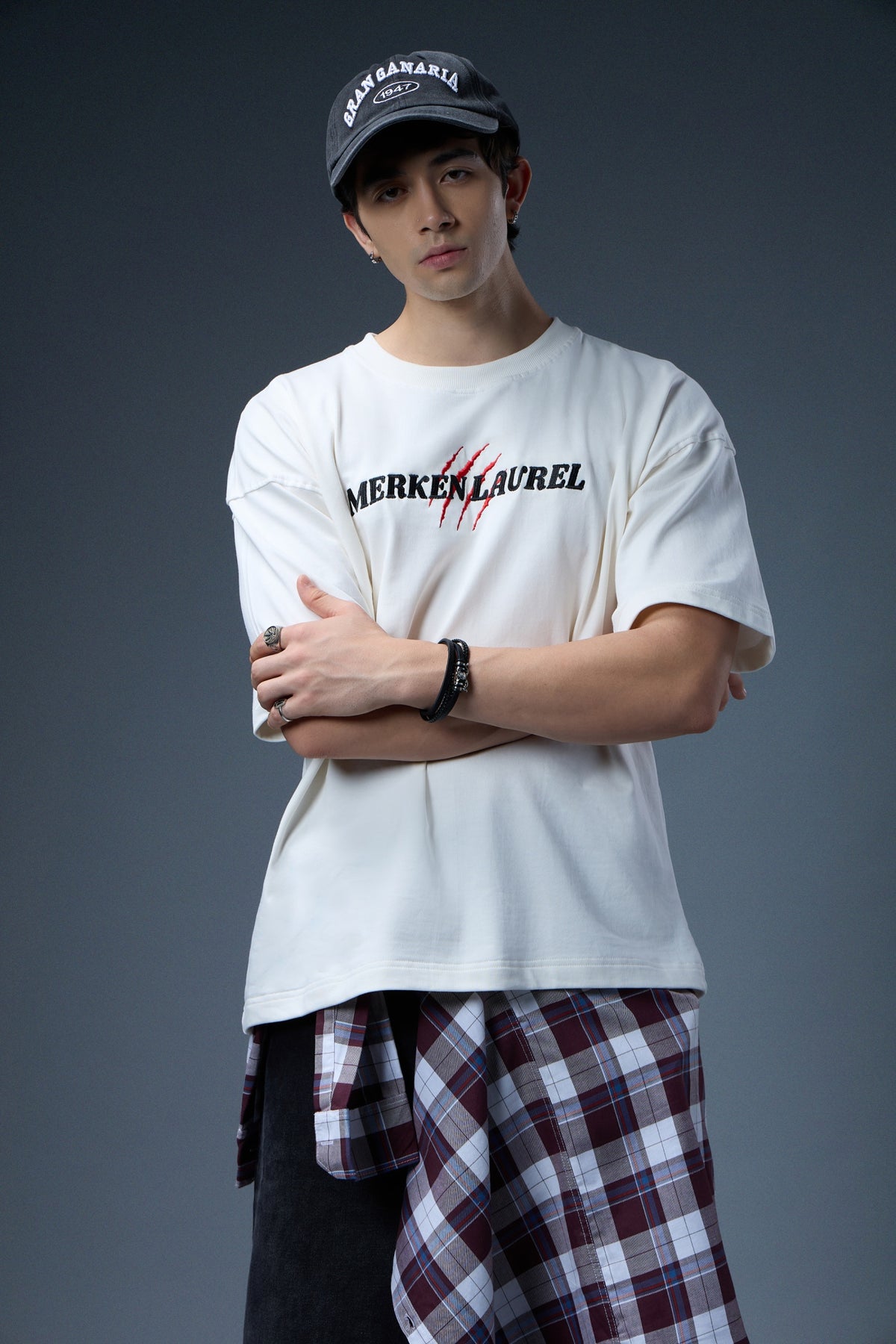 TIGER EMBROIDERED OVERSIZED T-SHIRT