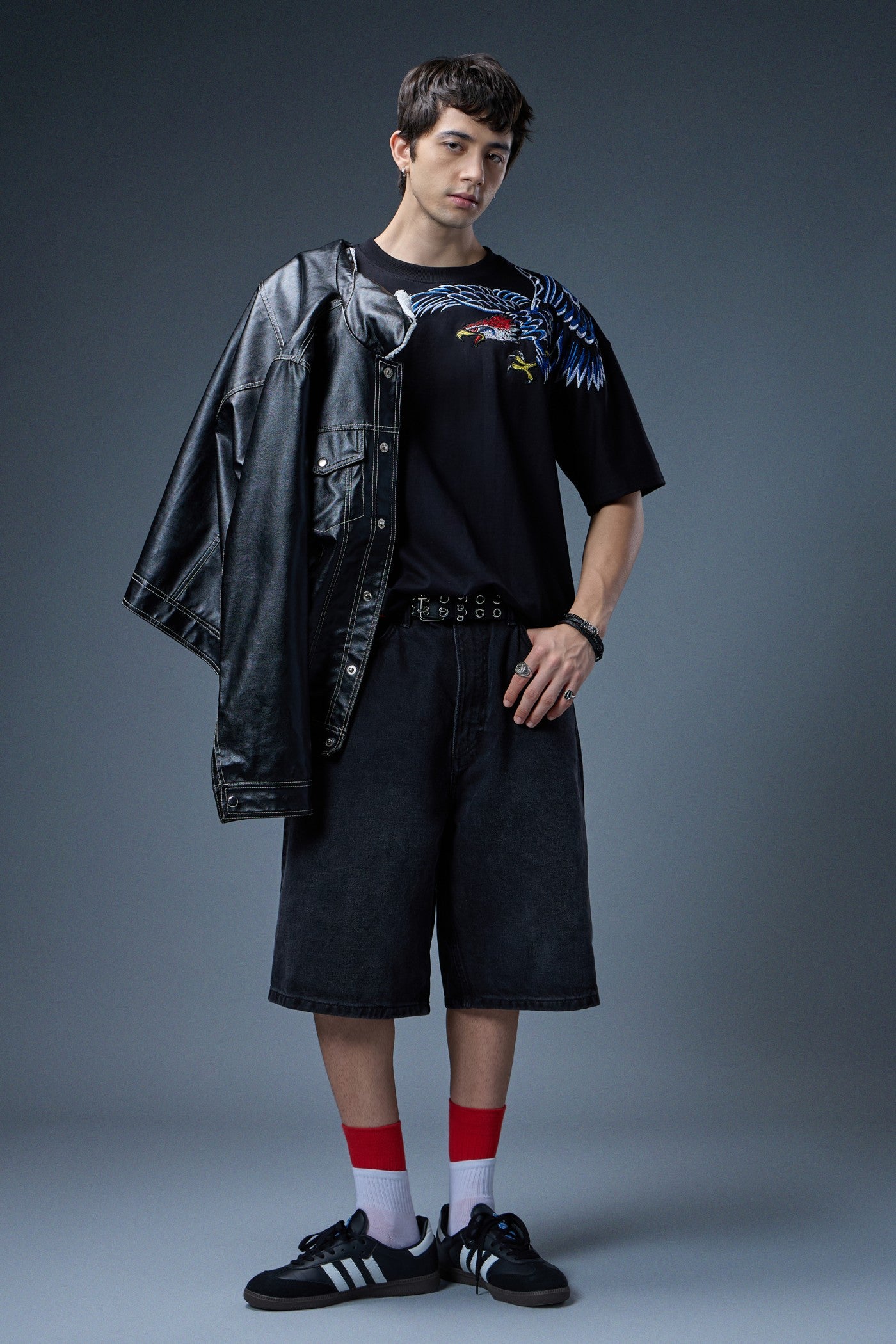 EAGLE STRIKE EMBROIDERED OVERSIZED T-SHIRT
