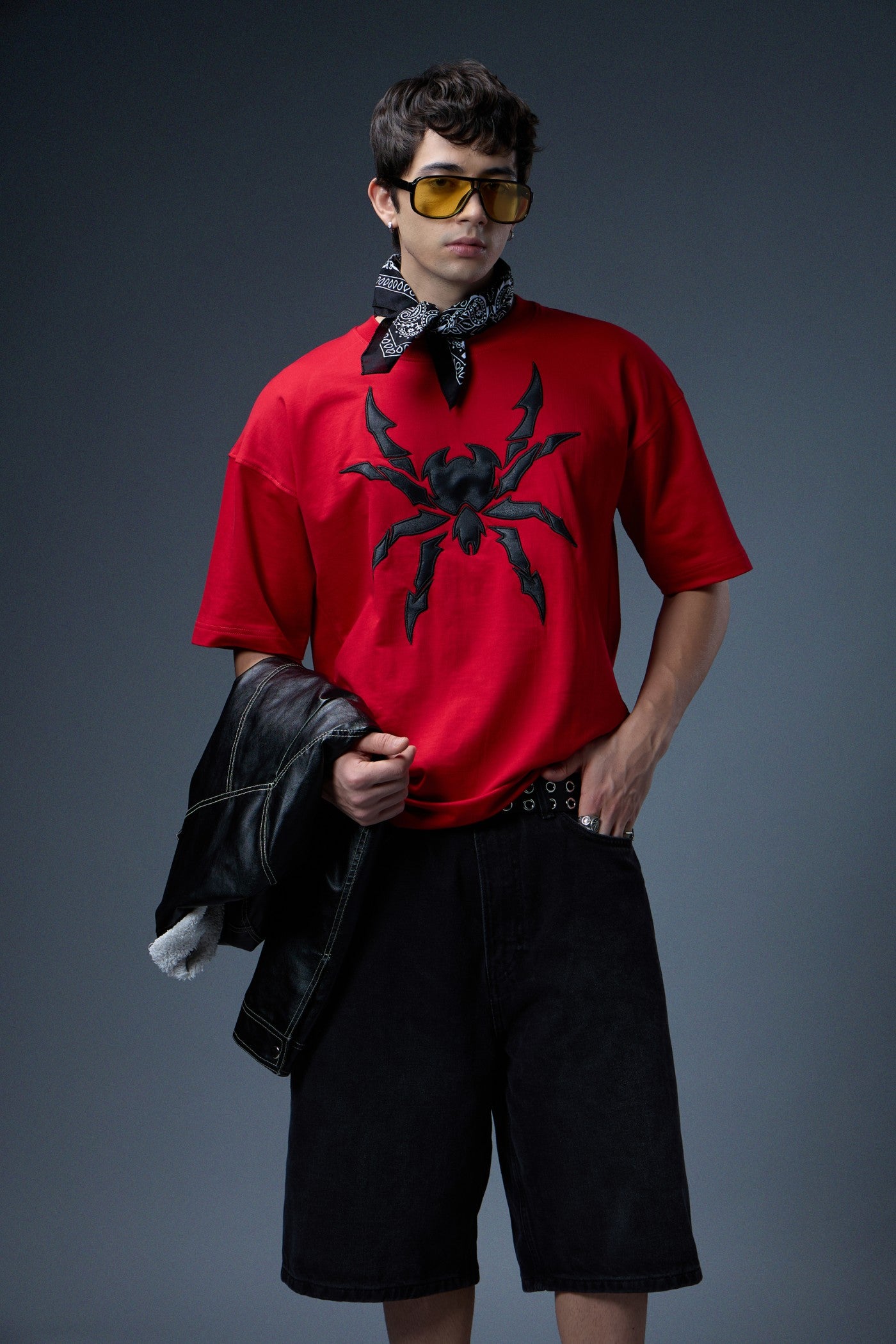 SPIDER EMBROIDERED OVERSIZED T-SHIRT