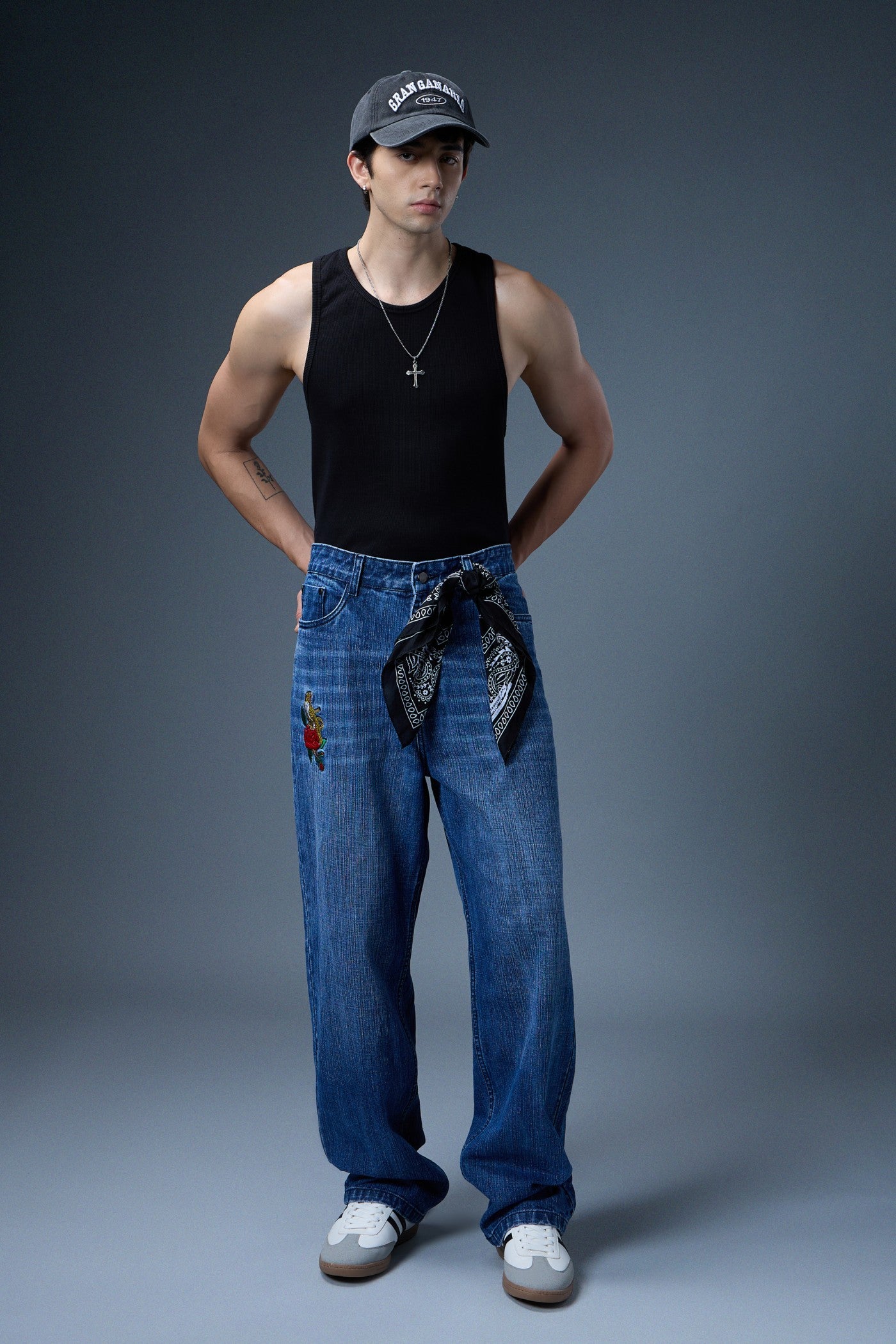 TIGER ROSE EMBROIDERED BAGGY DENIM JEANS