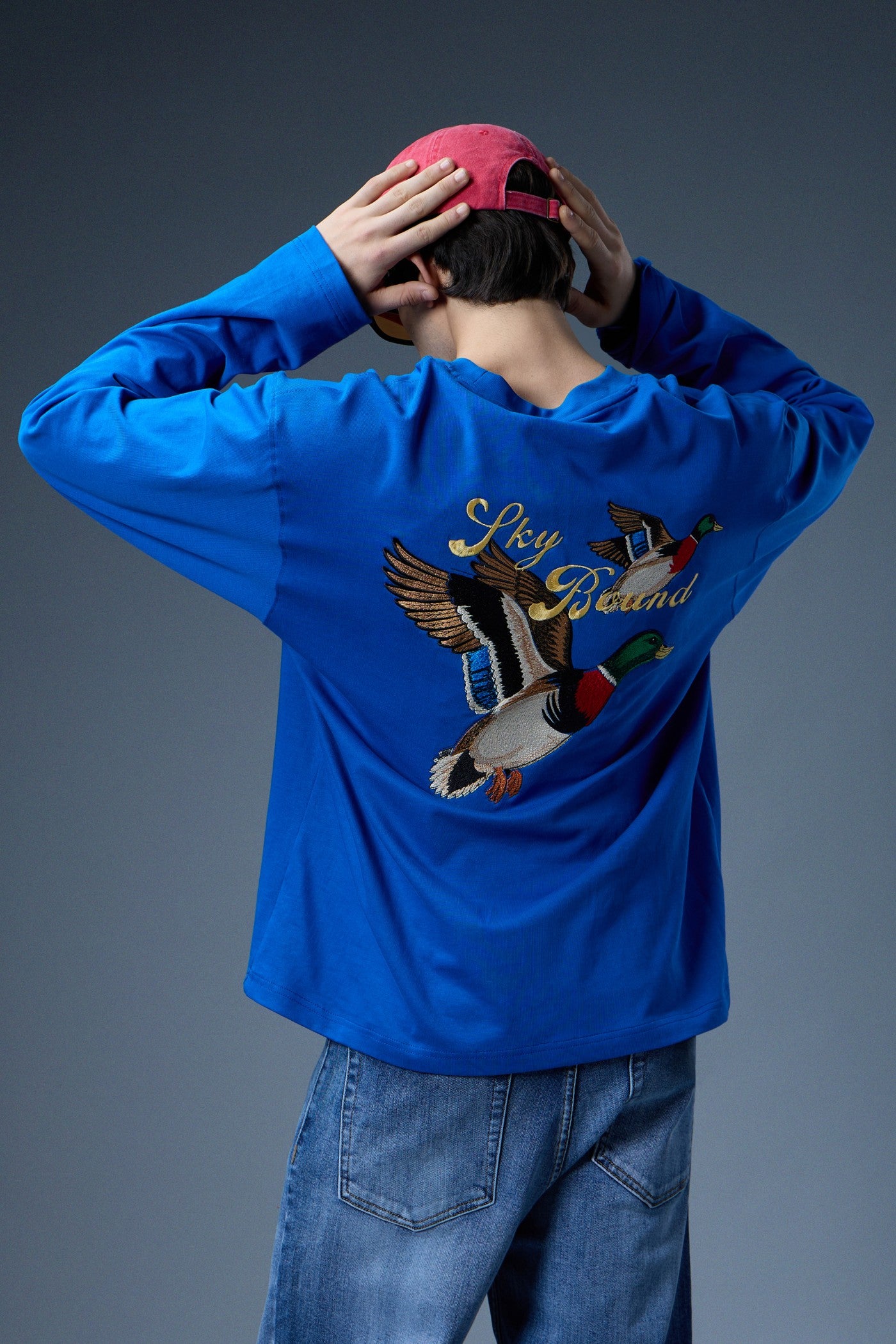 SKY BOUND EMBROIDERED LONG-SLEEVE T-SHIRT