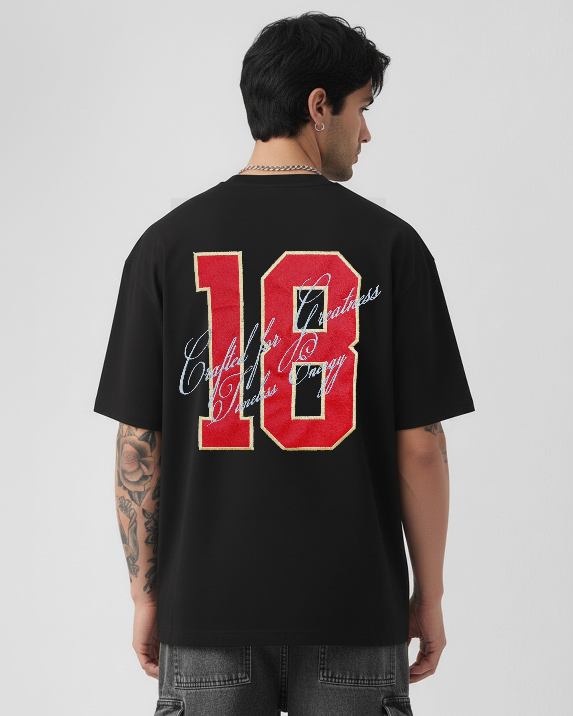 TIMELESS 18 EMBROIDERED OVERSIZED T-SHIRT