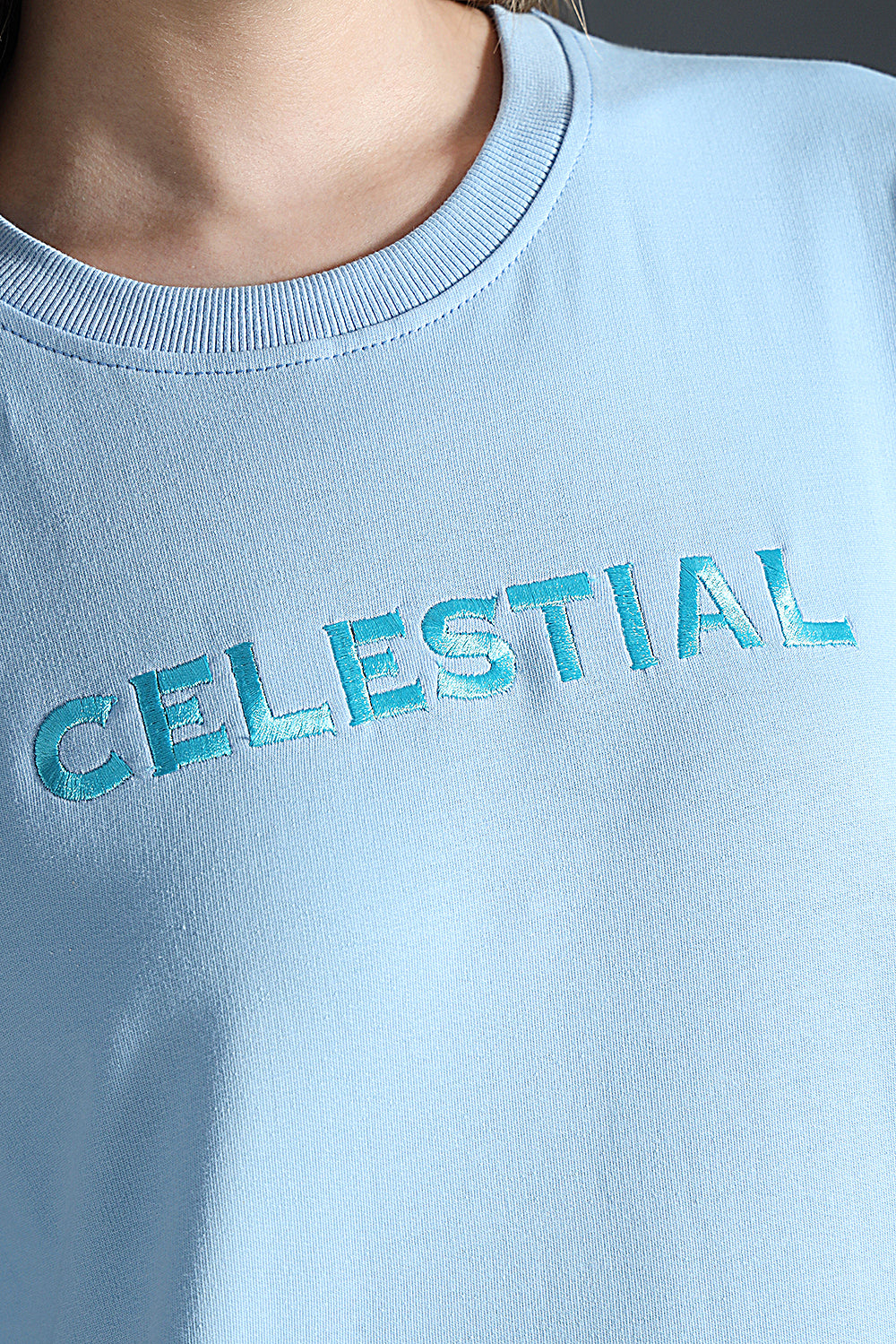 CELESTIAL WOMENS RELAXED FIT EMBROIDERED T-SHIRT