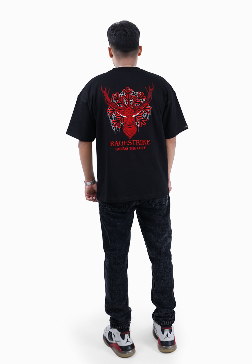 DEER EMBROIDERY T SHIRT