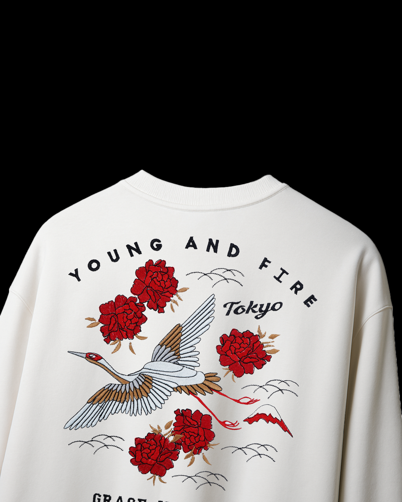 TOKYO SWAN EMBROIDERY OVERSIZED T SHIRT