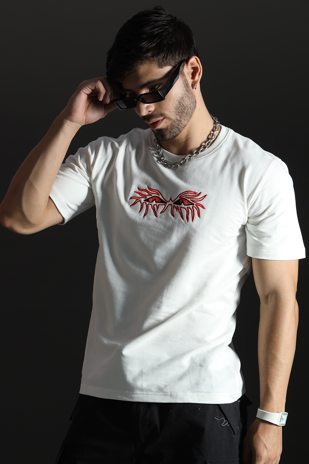 SKAREGUARD EMBROIDERY T SHIRT