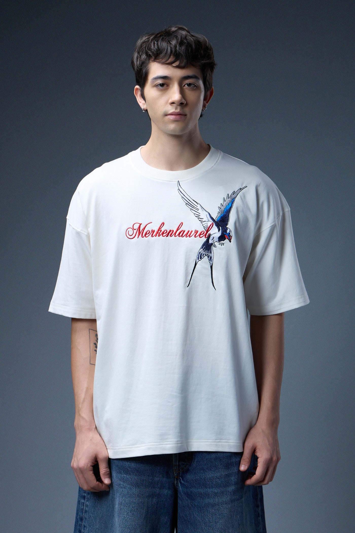 LAUREL BIRD EMBROIDERED OVERSIZED T-SHIRT