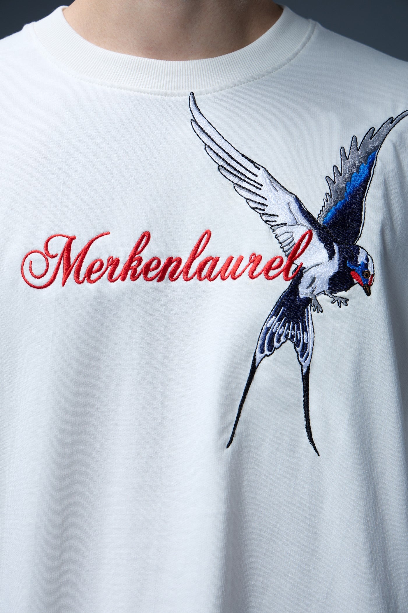 LAUREL BIRD EMBROIDERED OVERSIZED T-SHIRT