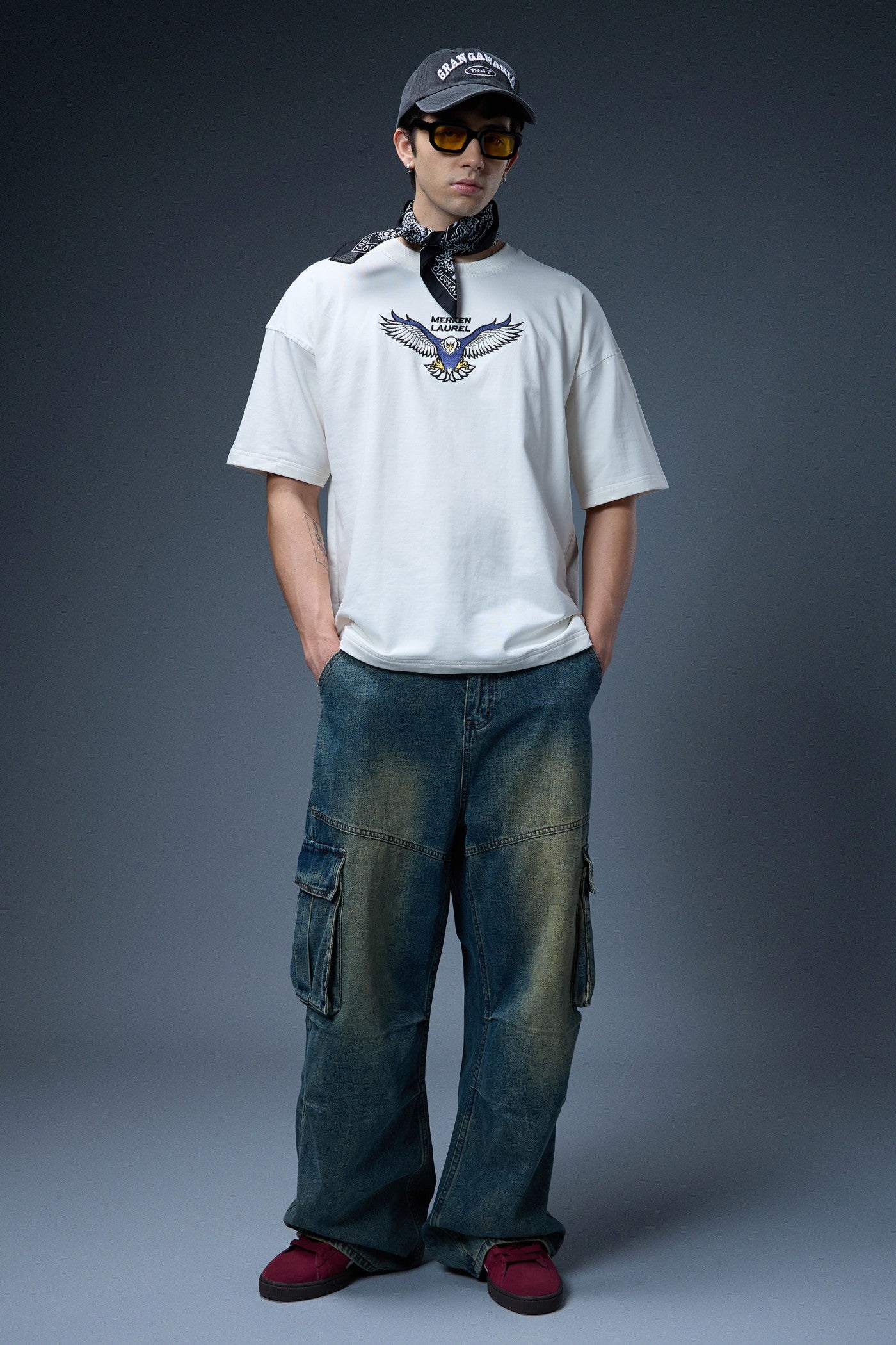 RISE OF LAUREL EMBROIDERED OVERSIZED T-SHIRT