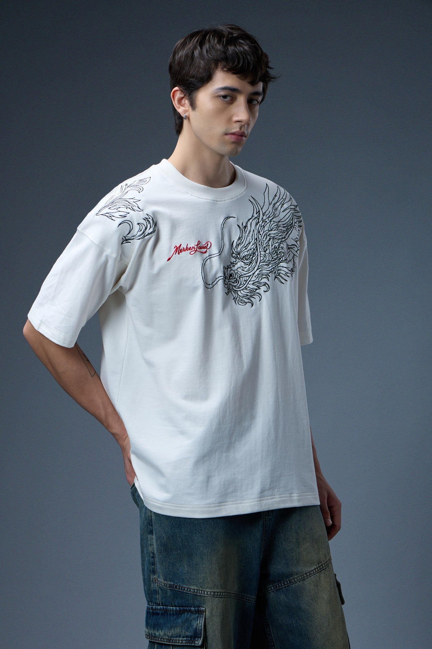 CLASSIC DRAGON EMBROIDERED OVERSIZED T-SHIRT