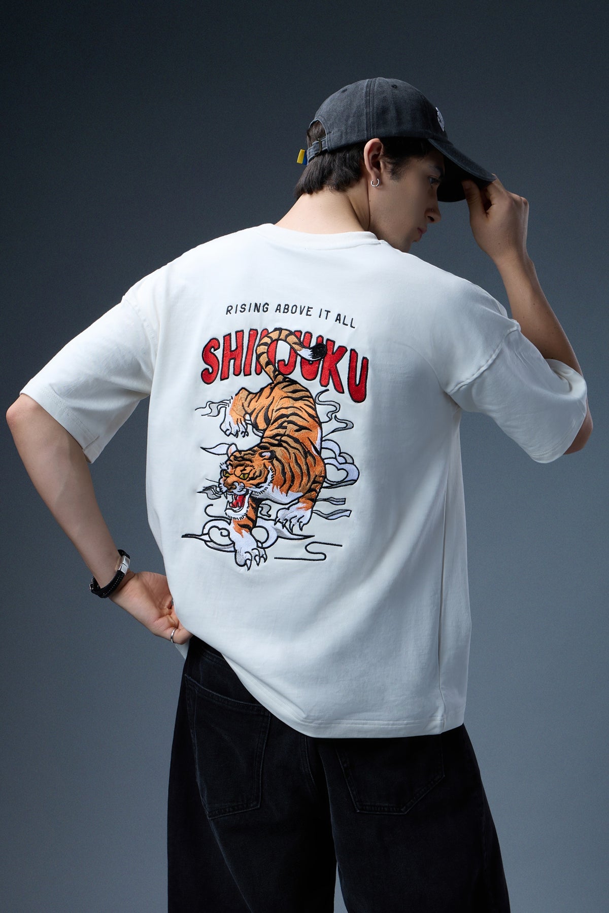 TIGER EMBROIDERED OVERSIZED T-SHIRT