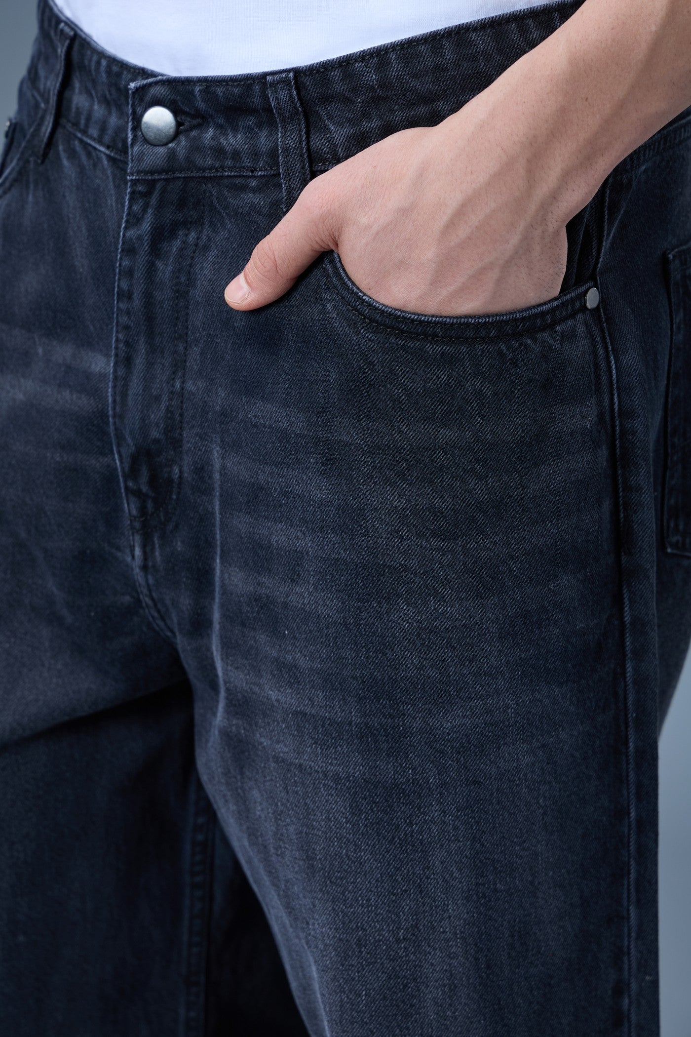 CLEAN BLACK BAGGY DENIM JEANS