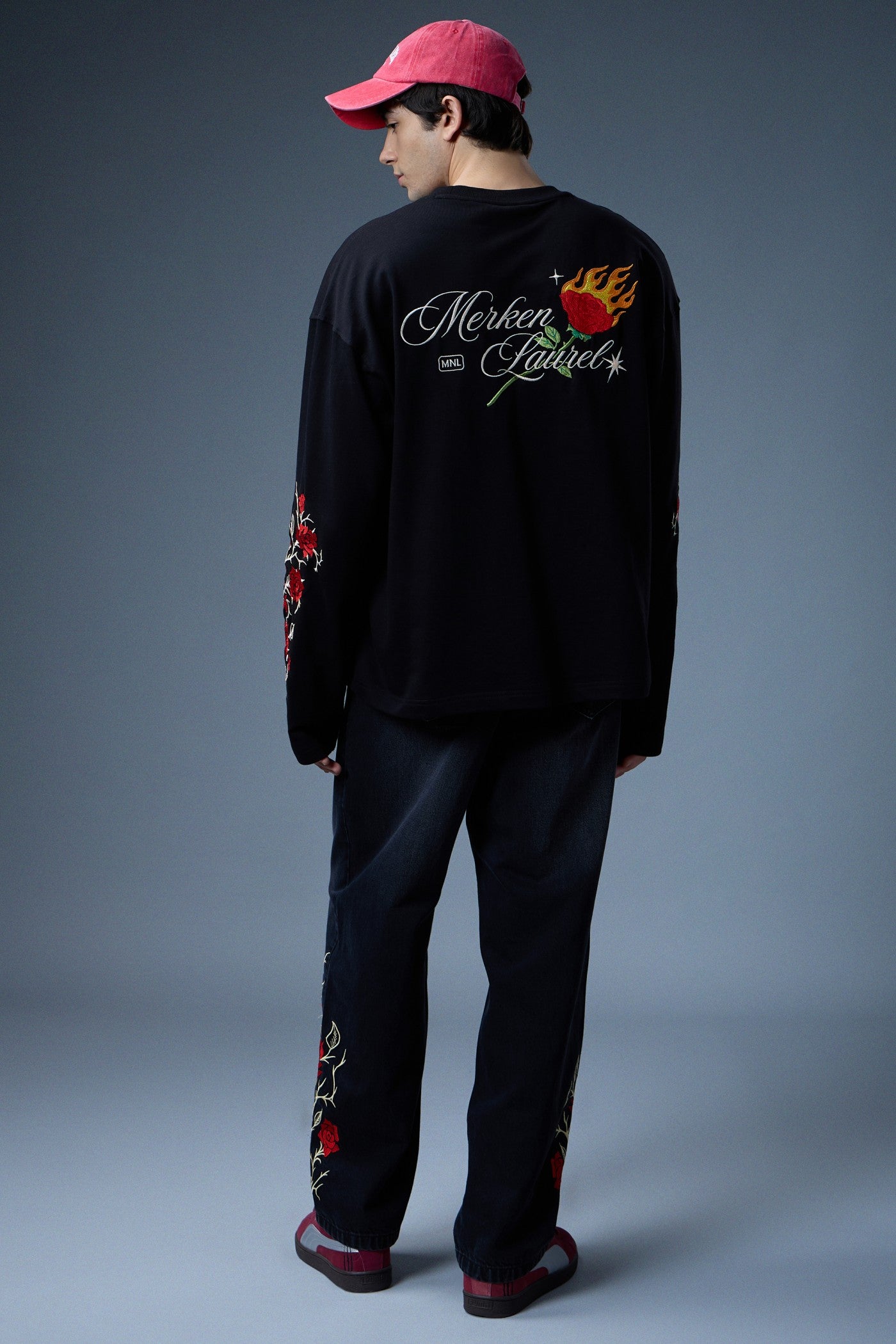 BLACKROSE EMBROIDERED LONG-SLEEVE T-SHIRT