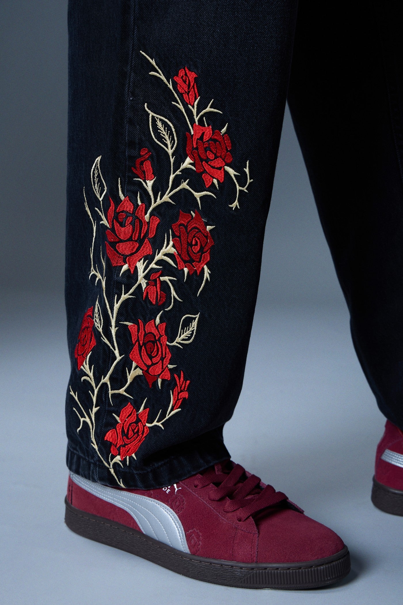 ROSE VINE EMBROIDERED BAGGY DENIM JEANS