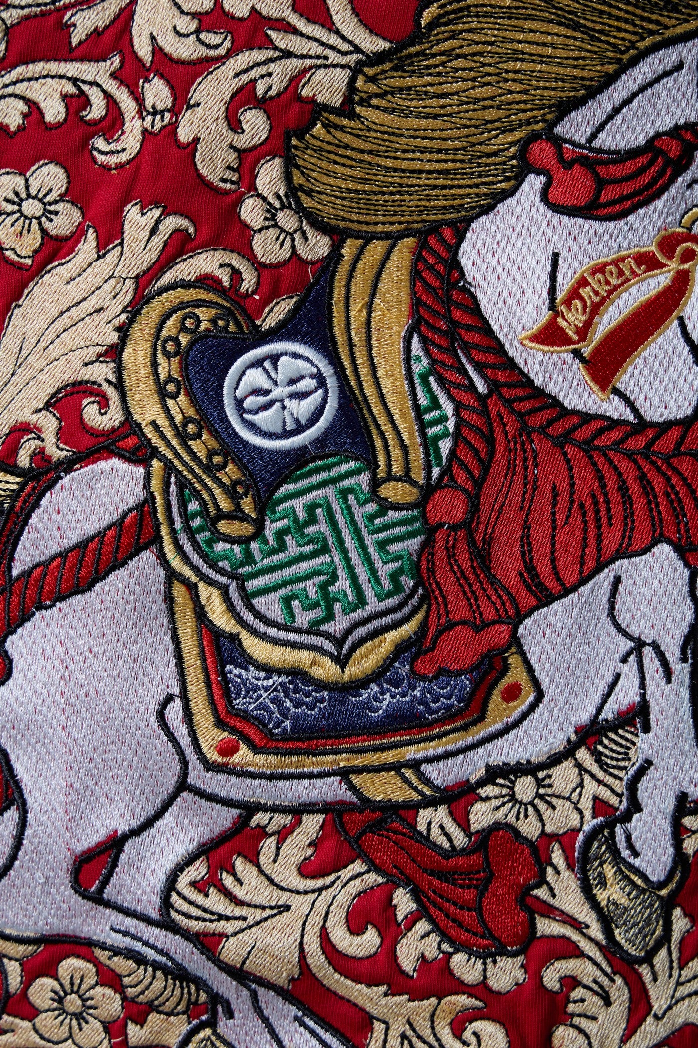 ROYAL HORSE EMBROIDERED OVERSIZED T-SHIRT