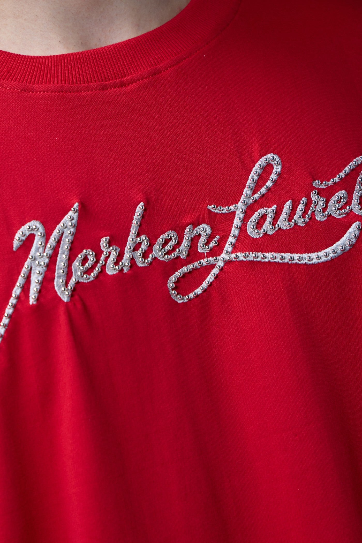 SIGNATURE EMBROIDERED OVERSIZED T-SHIRT
