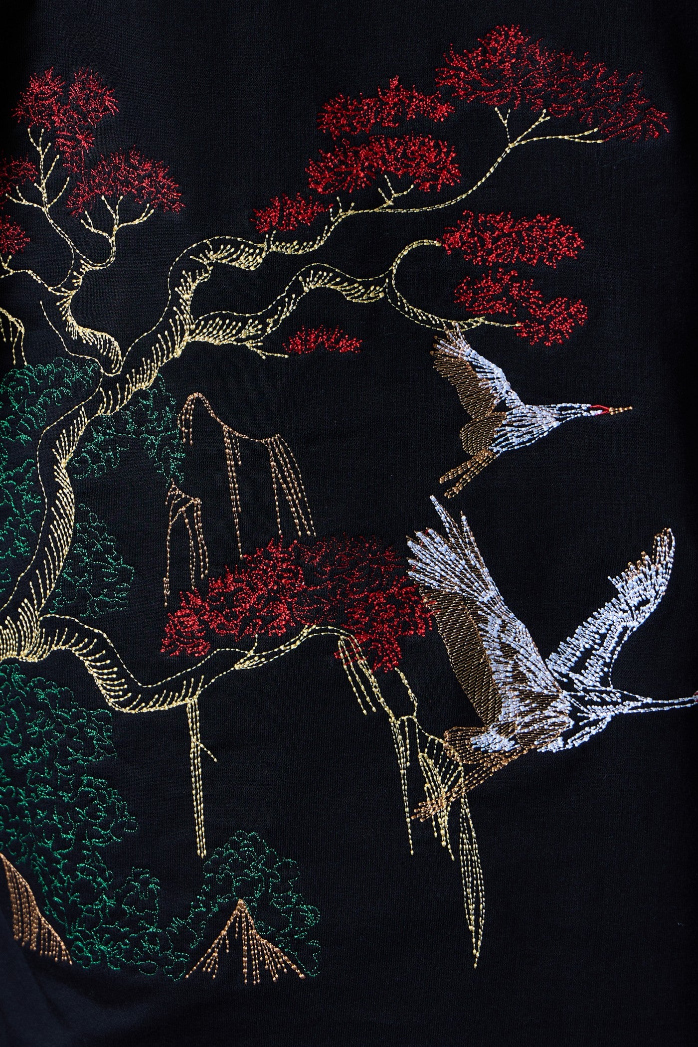 CRANE GARDEN EMBROIDERED LONG-SLEEVE T-SHIRT