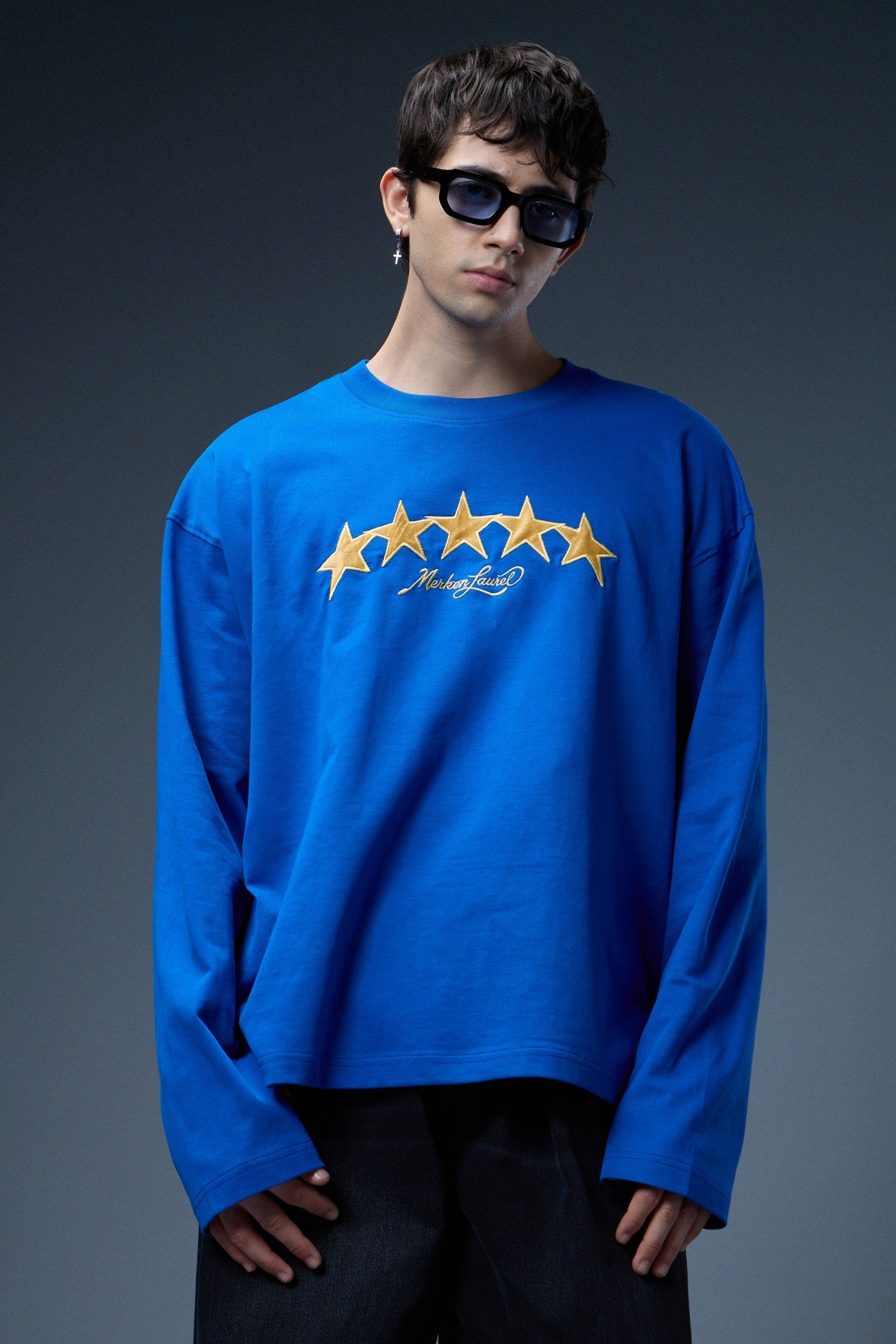 FIVE STAR EMBROIDERED LONG-SLEEVE T-SHIRT