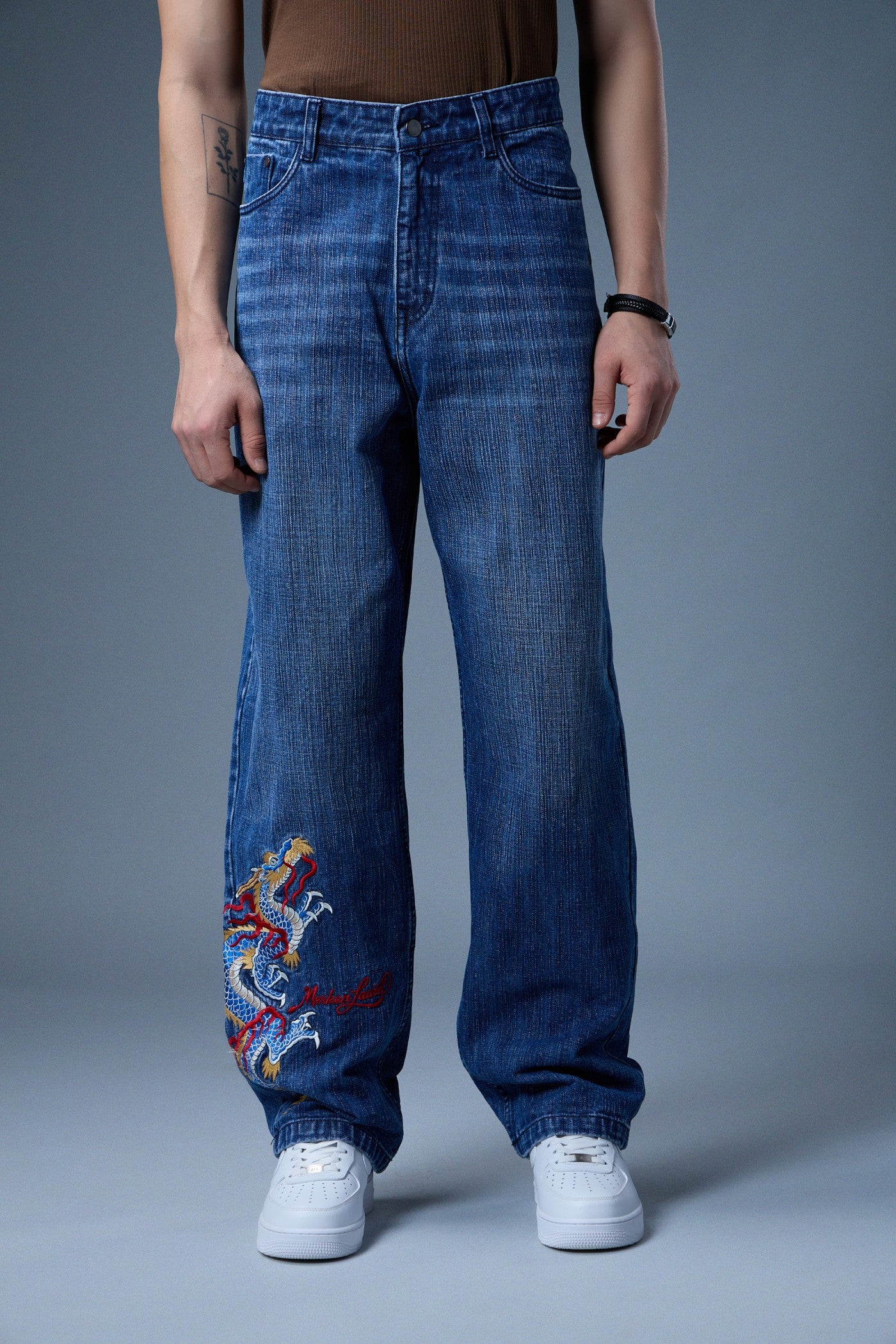 DRAGON EMBROIDERED BAGGY DENIM JEANS