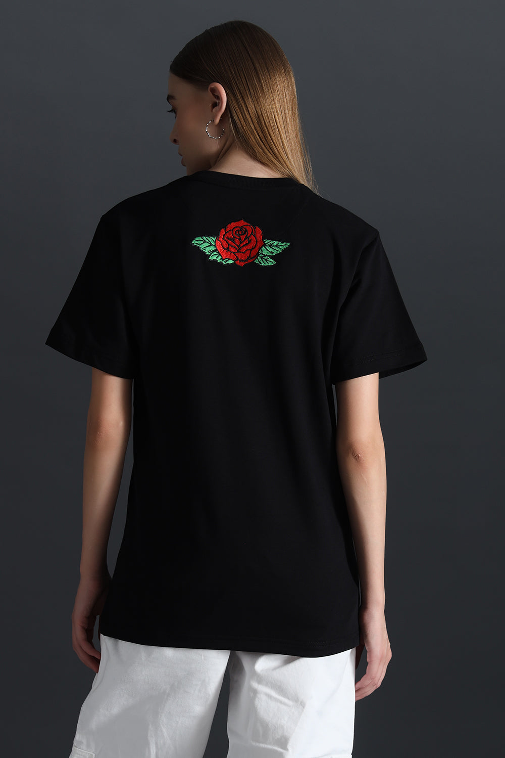 RIBCAGE ROSE WOMENS RELAXED FIT EMBROIDERED T-SHIRT