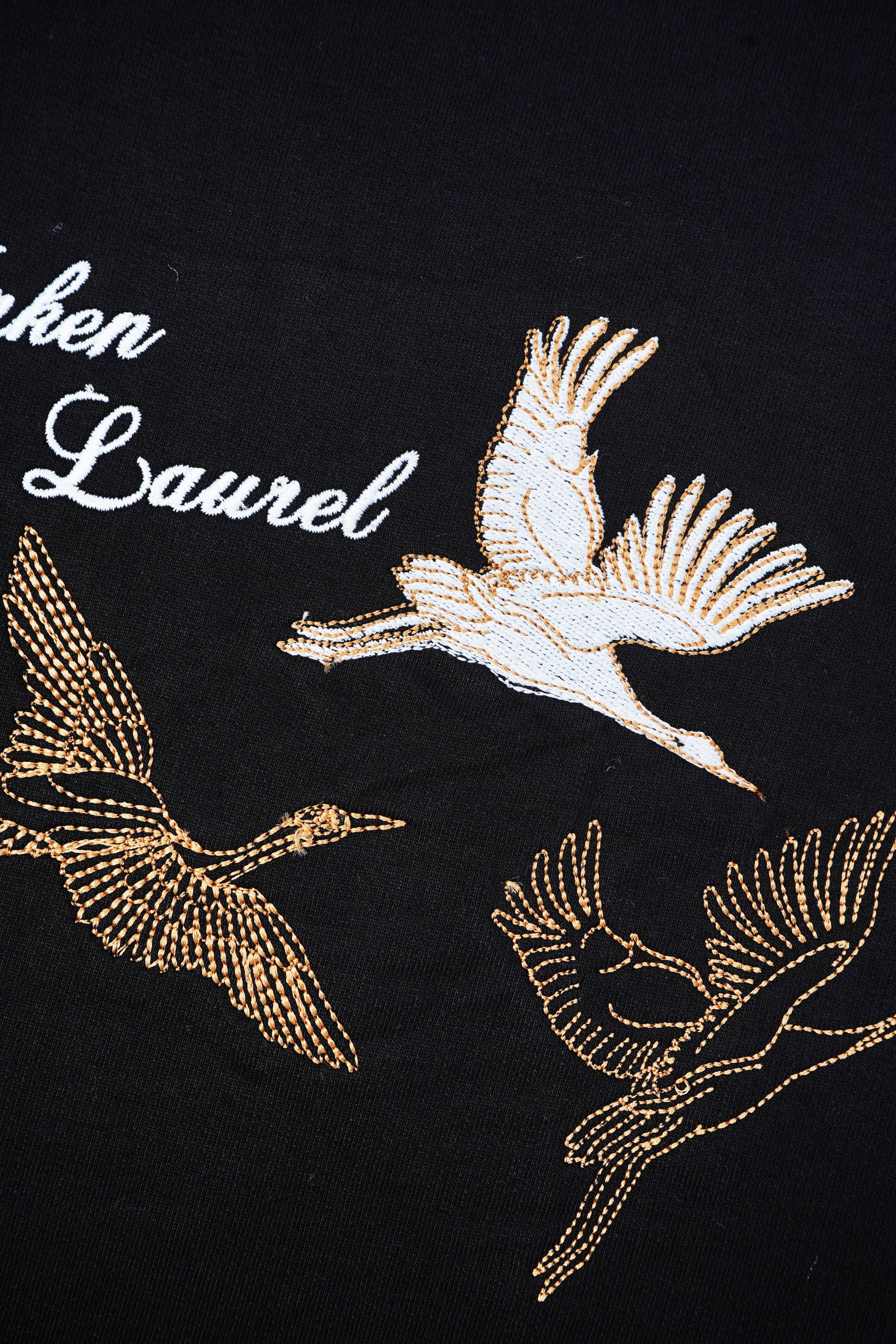 GOLDEN BIRDS EMBROIDERY T SHIRT
