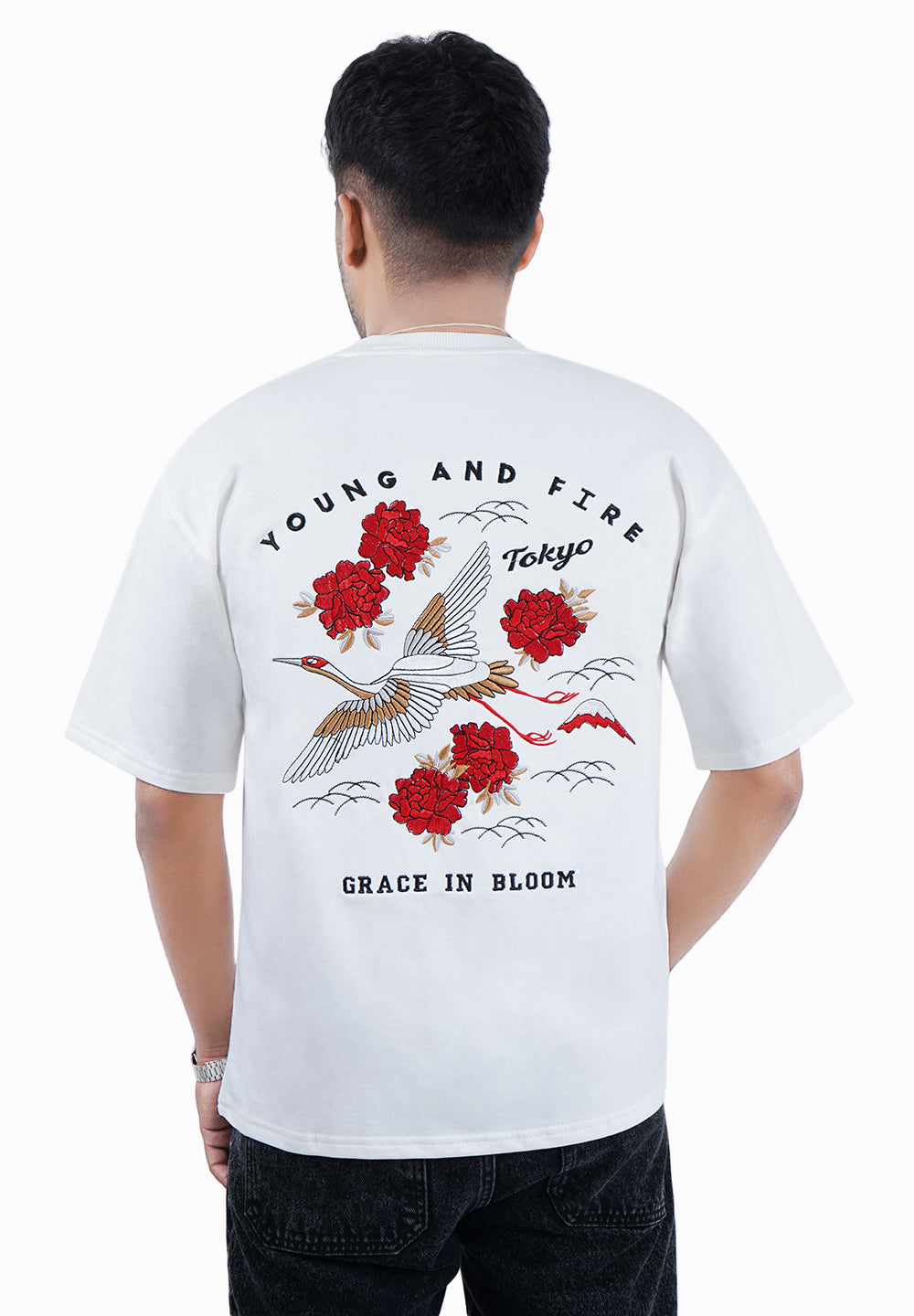 TOKYO SWAN EMBROIDERY T SHIRT
