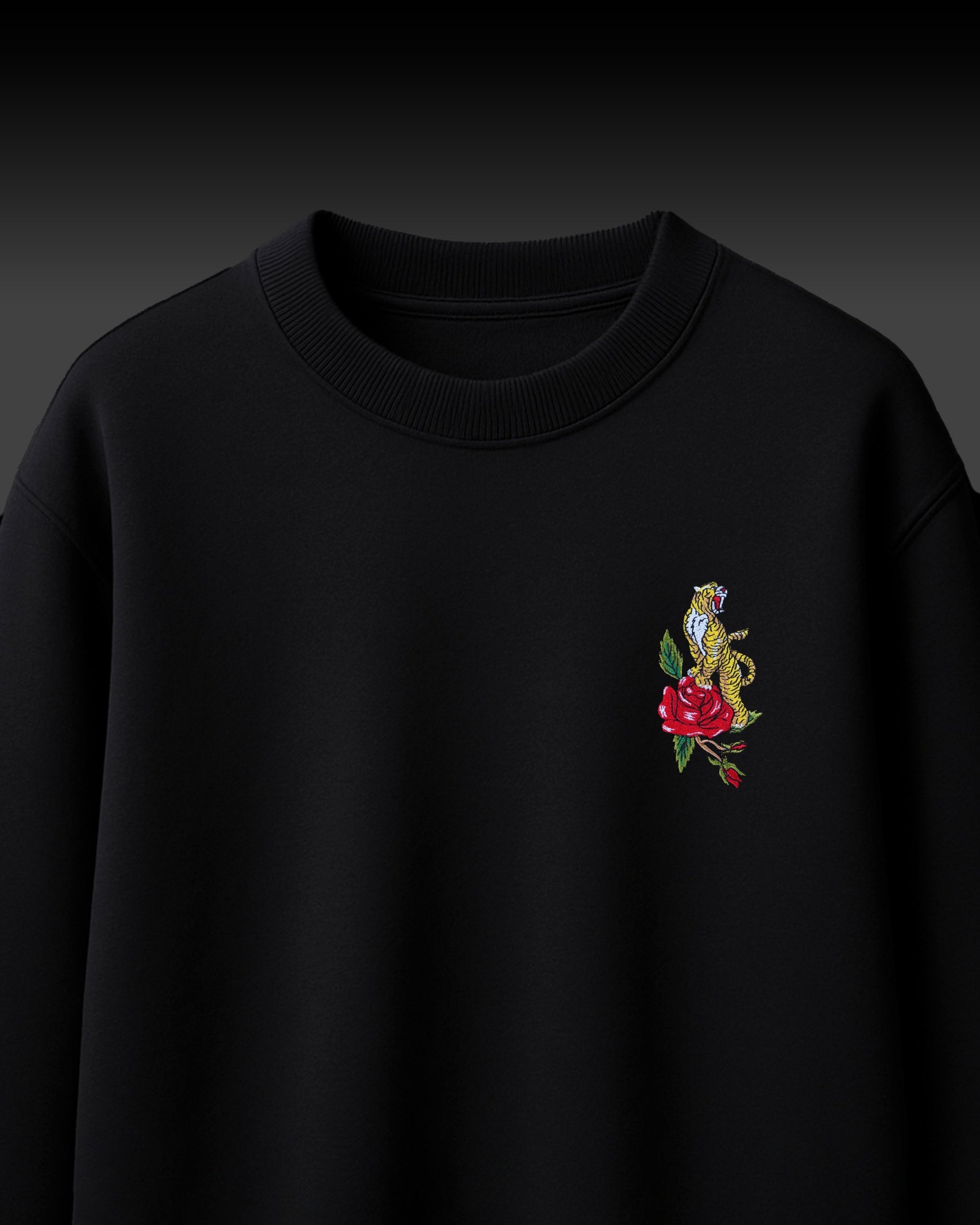 ROSE TIGER OVERSIZED EMBROIDERED T-SHIRT