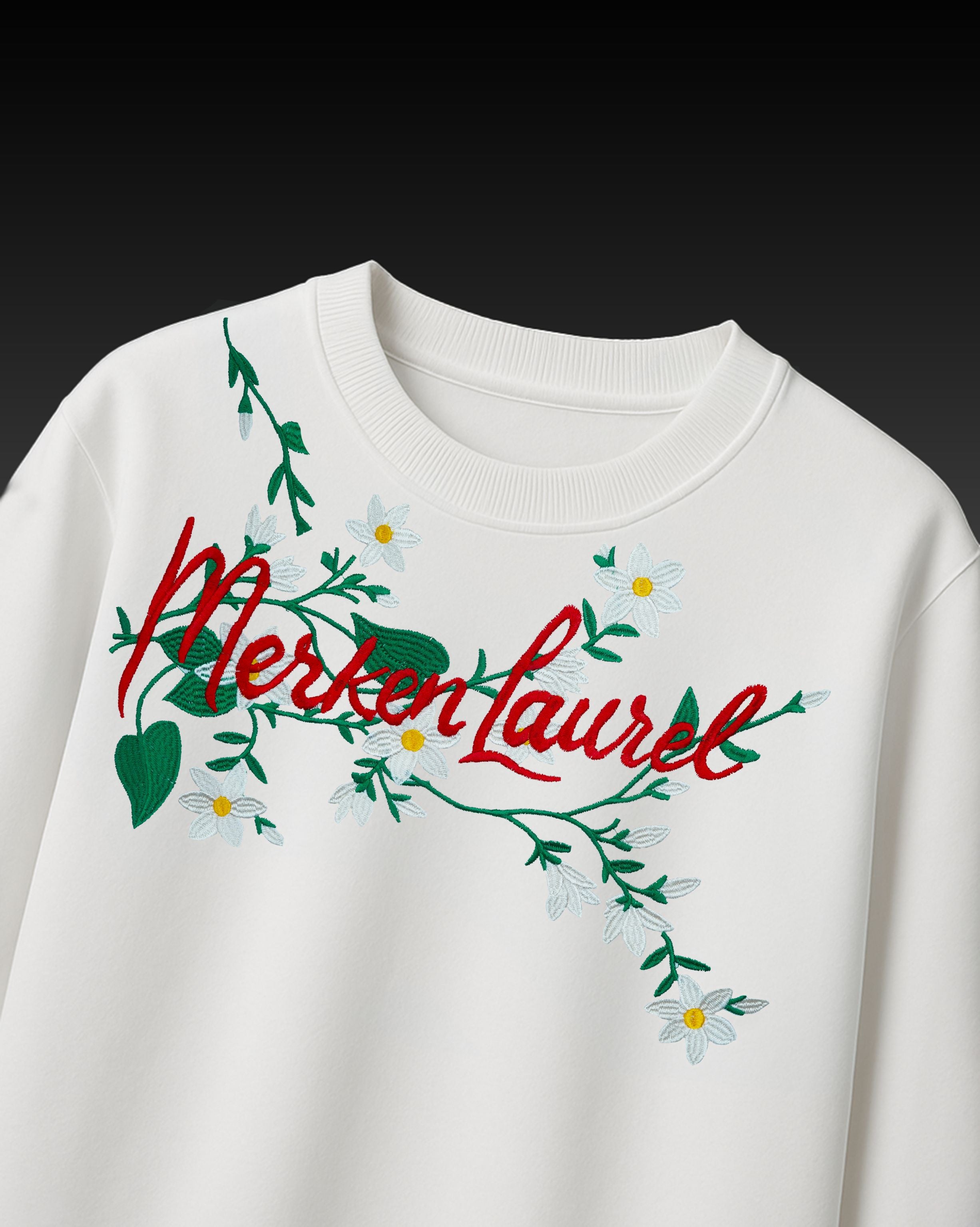 THE LAUREL BLOOM EMBROIDERY T-SHIRT