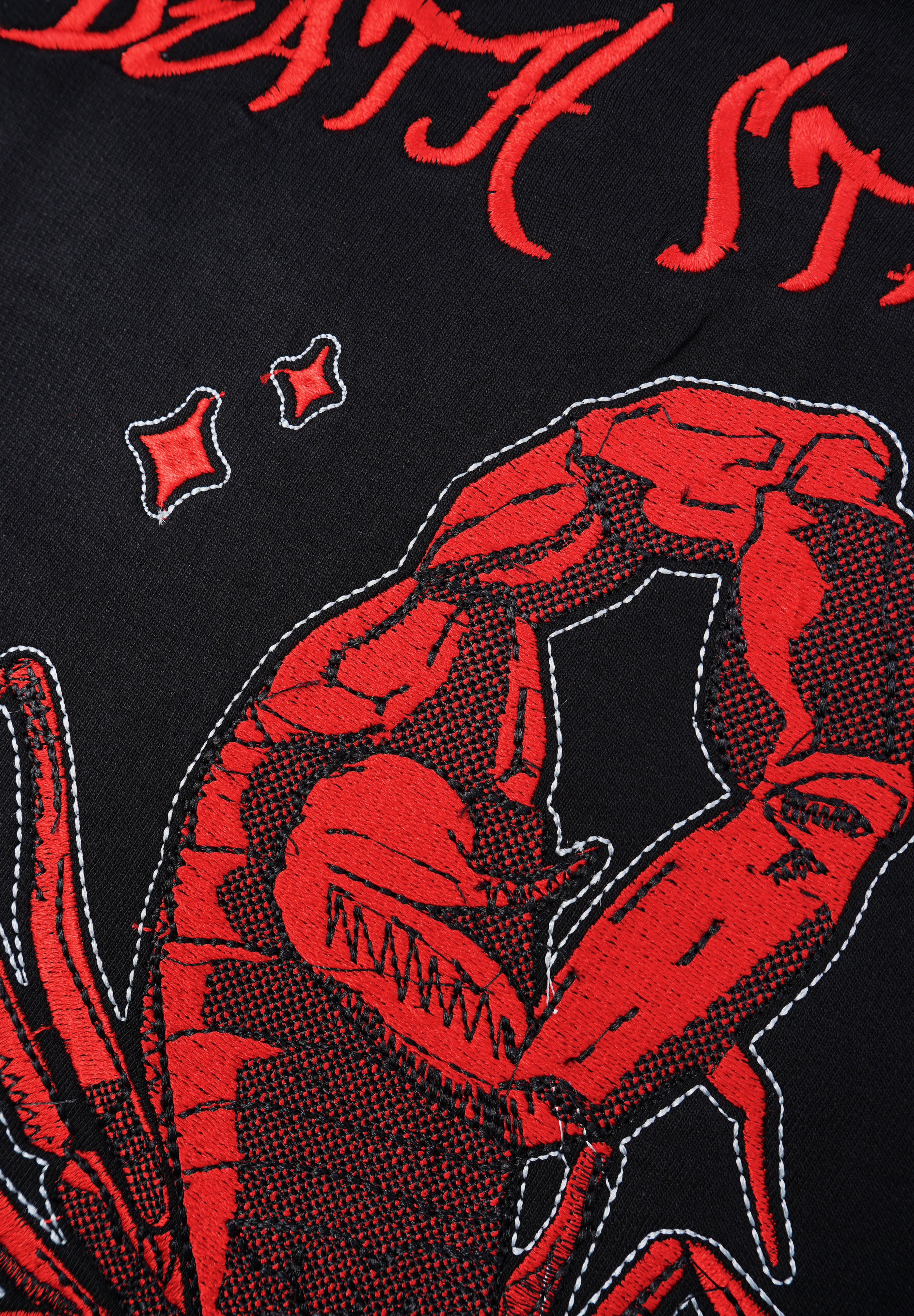 SCORPION EMBROIDERY T SHIRT